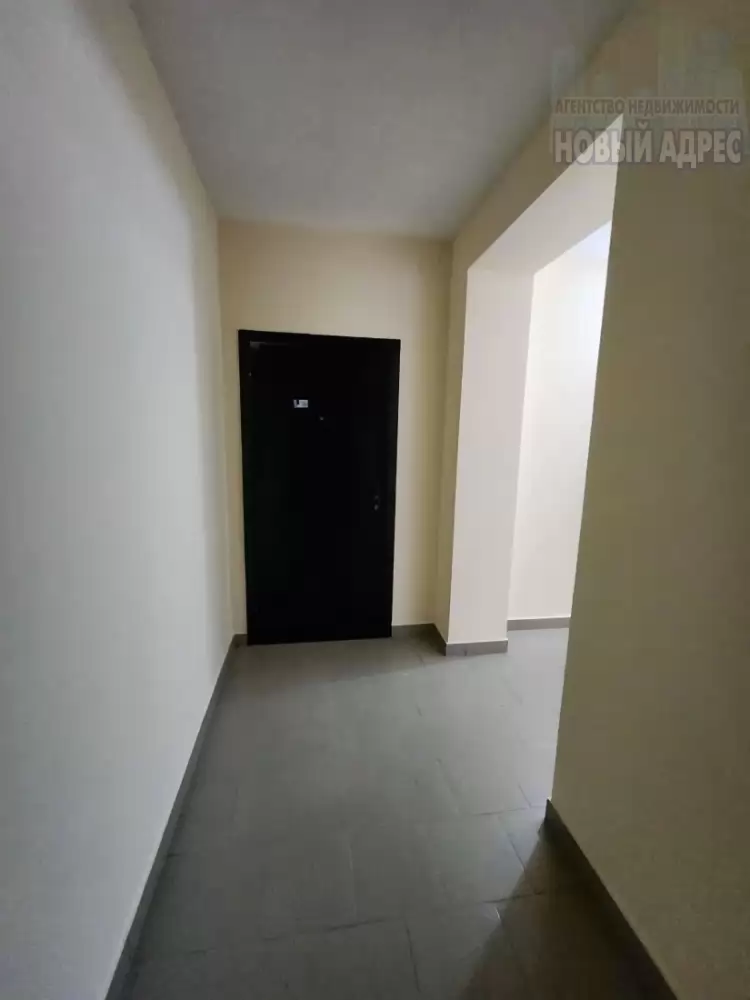 25972
